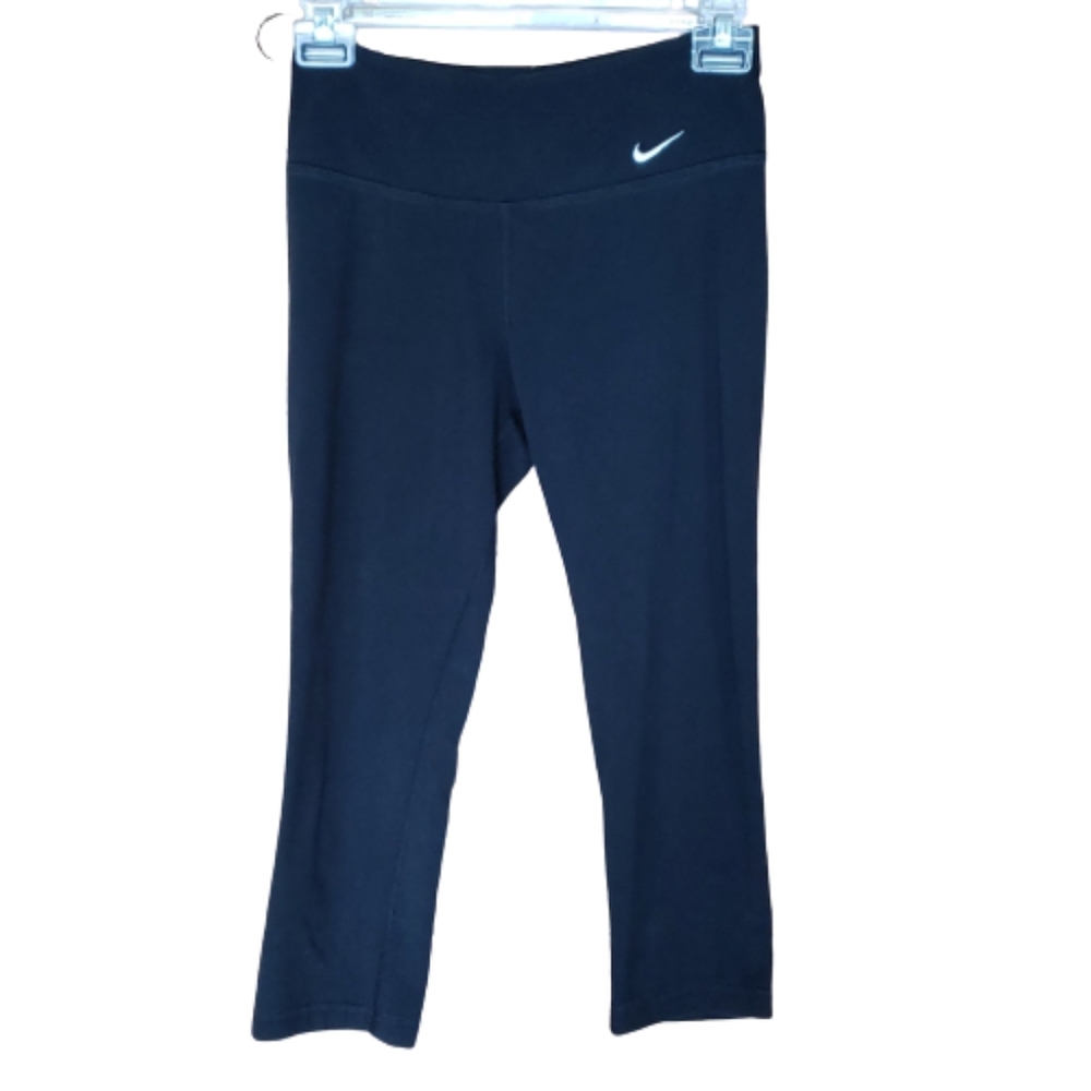 Nike Dri-Fit Capri Workout Yoga Pants Leggings